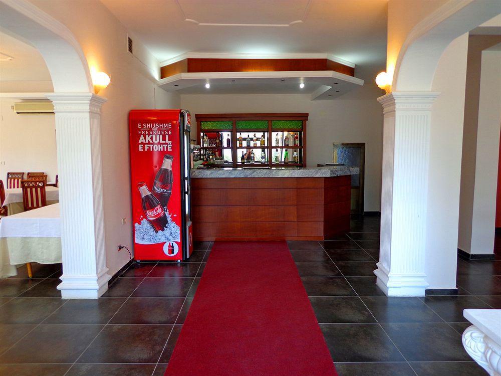 Hotel Viktoria Tirana Mjull-Bathore Ресторан фото