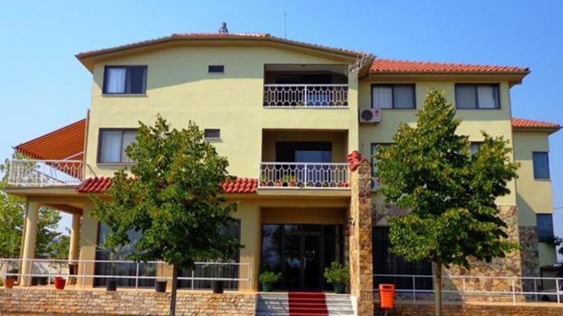 Hotel Viktoria Tirana Mjull-Bathore Экстерьер фото