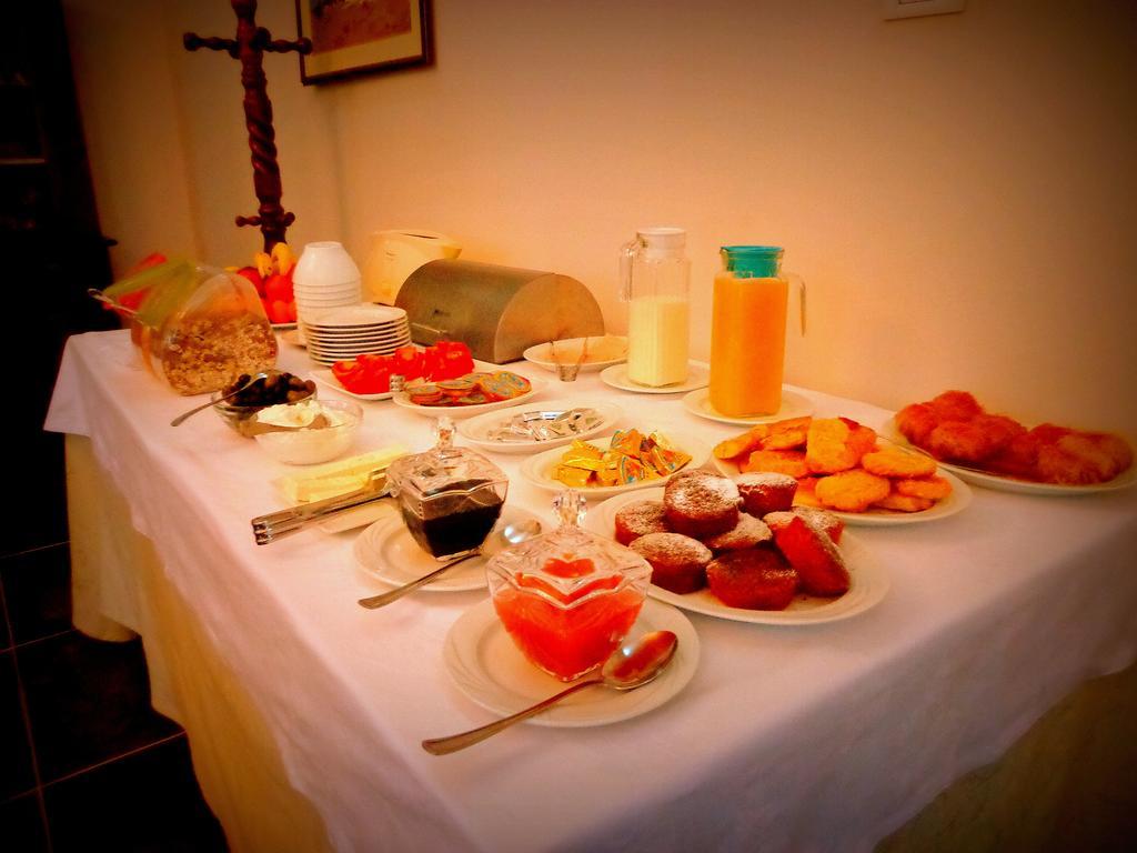 Hotel Viktoria Tirana Mjull-Bathore Экстерьер фото